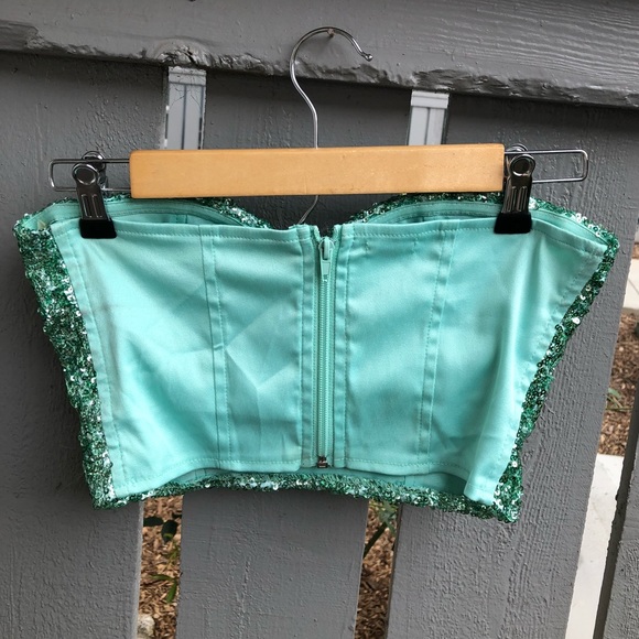 Teal strapless sequin crop top - Picture 2 of 6